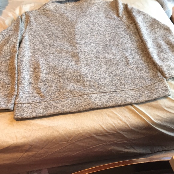 Old Navy Cardigan - Picture 4 of 5